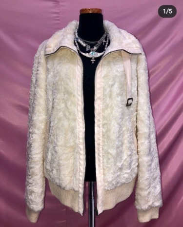 NICE CLAUP white fur zip-up jacket